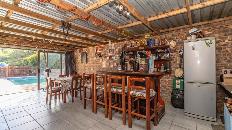 4 Bedroom Property for Sale in Knysna Central Western Cape
